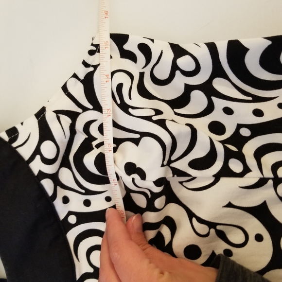 Dress - Picture 3 of 5